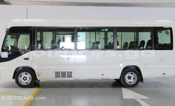 Acheter Import Voiture Toyota Coaster Blanc à Import - Dubai, Estuaire Acheter Import Voiture Toyota Coaster Blanc à Import - Dubai, Estuaire