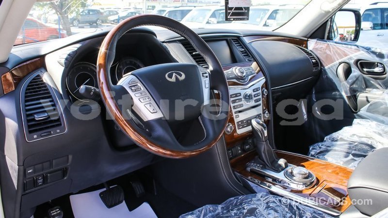 Big with watermark infiniti q estuaire import dubai 5113