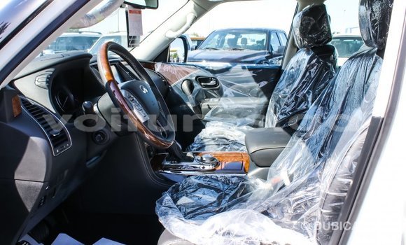 Acheter Import Voiture Infiniti Q Blanc à Import - Dubai, Estuaire Acheter Import Voiture Infiniti Q Blanc à Import - Dubai, Estuaire