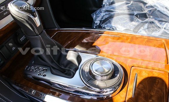 Acheter Import Voiture Infiniti Q Blanc à Import - Dubai, Estuaire Acheter Import Voiture Infiniti Q Blanc à Import - Dubai, Estuaire