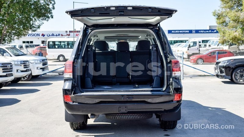 Big with watermark toyota land cruiser estuaire import dubai 5115