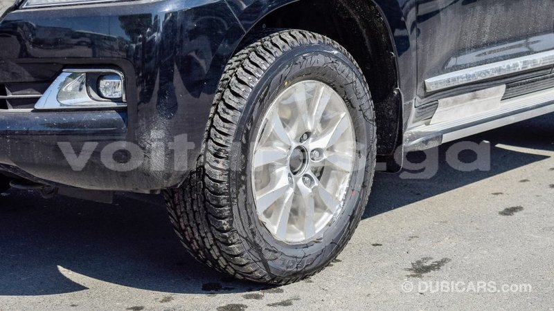 Big with watermark toyota land cruiser estuaire import dubai 5115