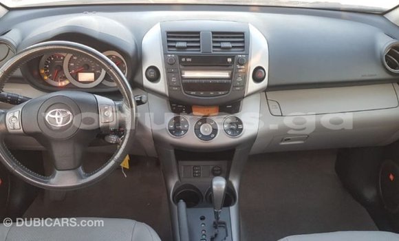 Acheter Import Utilitaire Toyota HiAce Autre à Import - Dubai, Estuaire Acheter Import Utilitaire Toyota HiAce Autre à Import - Dubai, Estuaire