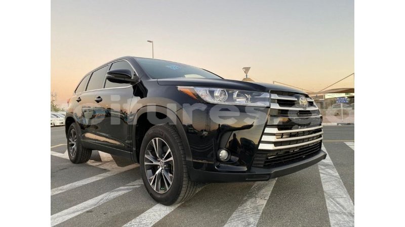 Big with watermark toyota highlander estuaire import dubai 5122