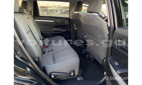 Sayi Imported Toyota Highlander Black Mota in Import - Dubai a estuary Sayi Imported Toyota Highlander Black Mota in Import - Dubai a estuary