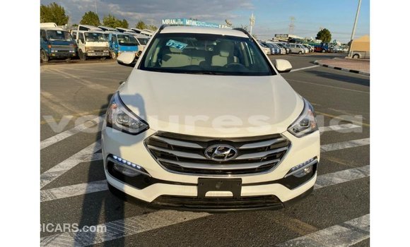 Acheter Import Voiture Hyundai Santa Fe Blanc à Import - Dubai, Estuaire Acheter Import Voiture Hyundai Santa Fe Blanc à Import - Dubai, Estuaire