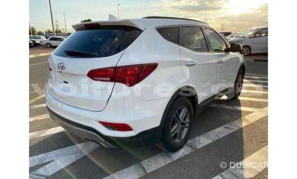 Acheter Import Voiture Hyundai Santa Fe Blanc à Import - Dubai, Estuaire Acheter Import Voiture Hyundai Santa Fe Blanc à Import - Dubai, Estuaire