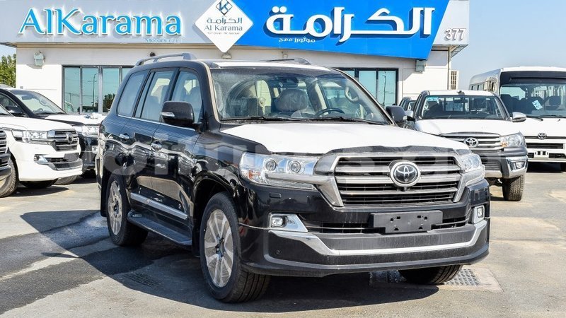 Big with watermark toyota land cruiser estuaire import dubai 5140