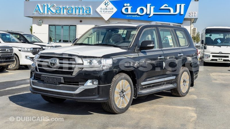 Big with watermark toyota land cruiser estuaire import dubai 5140