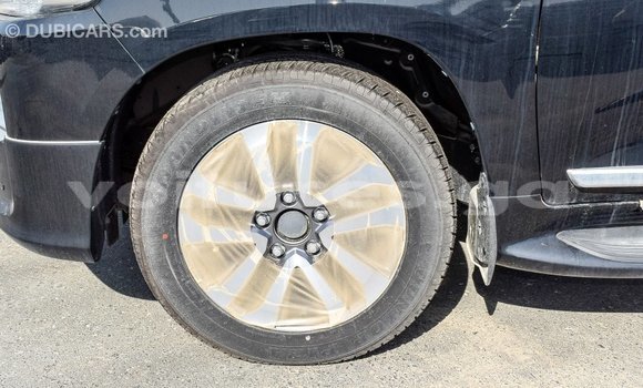 Acheter Import Voiture Toyota Land Cruiser Noir à Import - Dubai, Estuaire Acheter Import Voiture Toyota Land Cruiser Noir à Import - Dubai, Estuaire