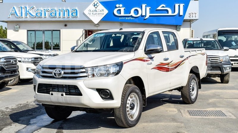 Big with watermark toyota hilux estuaire import dubai 5142