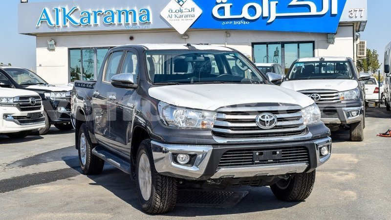 Big with watermark toyota hilux estuaire import dubai 5145