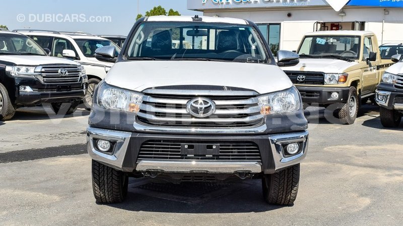 Big with watermark toyota hilux estuaire import dubai 5145