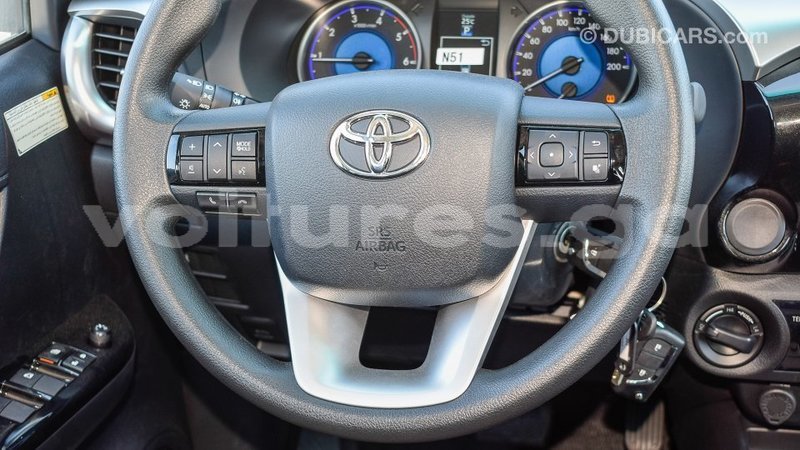 Big with watermark toyota hilux estuaire import dubai 5145