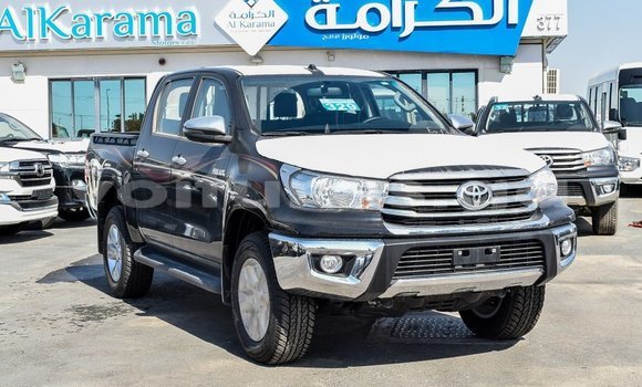 Acheter Import Voiture Toyota Hilux Noir à Import - Dubai, Estuaire Acheter Import Voiture Toyota Hilux Noir à Import - Dubai, Estuaire
