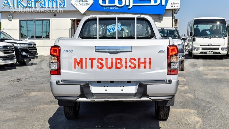 Big with watermark mitsubishi l200 estuaire import dubai 5148