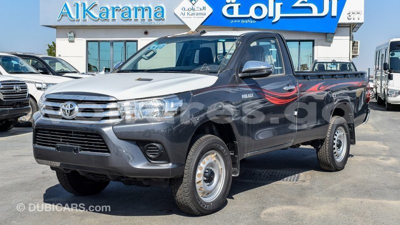 Big with watermark toyota hilux estuaire import dubai 5149