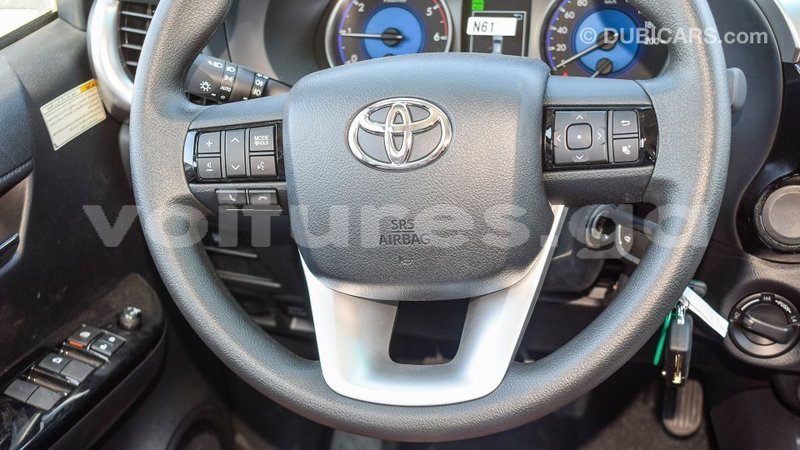 Big with watermark toyota hilux estuaire import dubai 5150