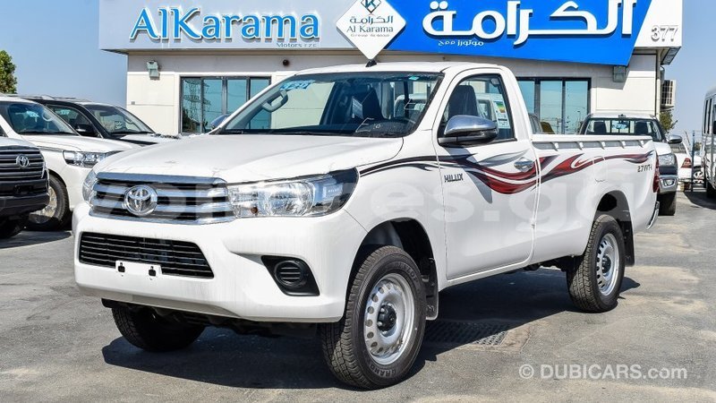 Big with watermark toyota hilux estuaire import dubai 5151