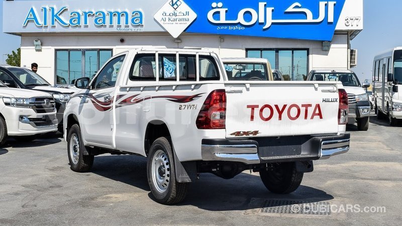 Big with watermark toyota hilux estuaire import dubai 5151