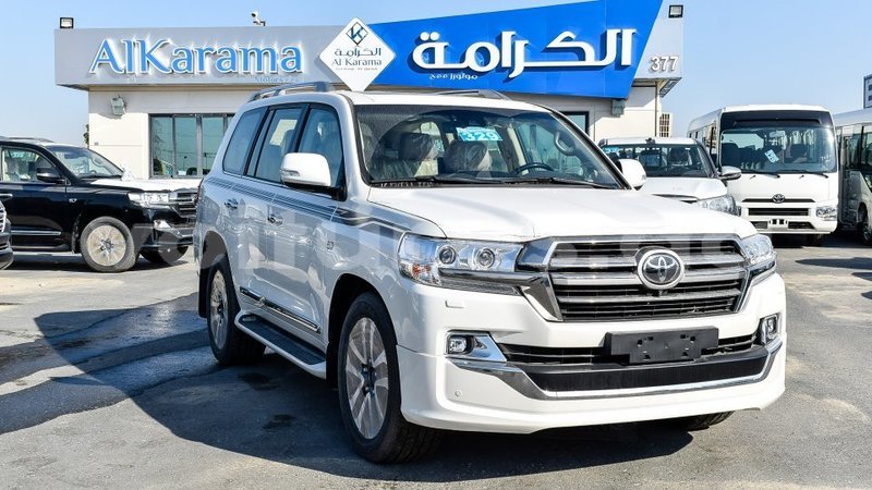 Big with watermark toyota land cruiser estuaire import dubai 5154