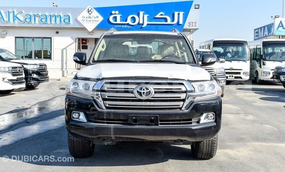 Acheter Import Voiture Toyota Land Cruiser Noir à Import - Dubai, Estuaire Acheter Import Voiture Toyota Land Cruiser Noir à Import - Dubai, Estuaire