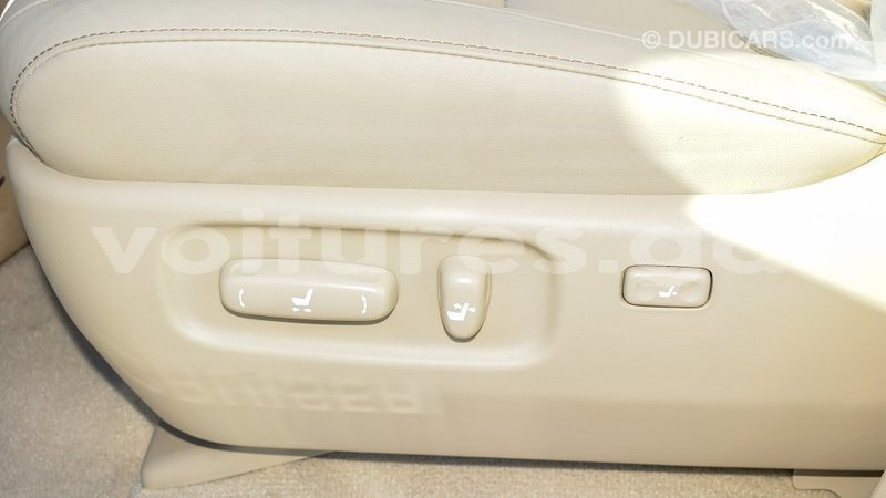 Big with watermark toyota land cruiser estuaire import dubai 5155