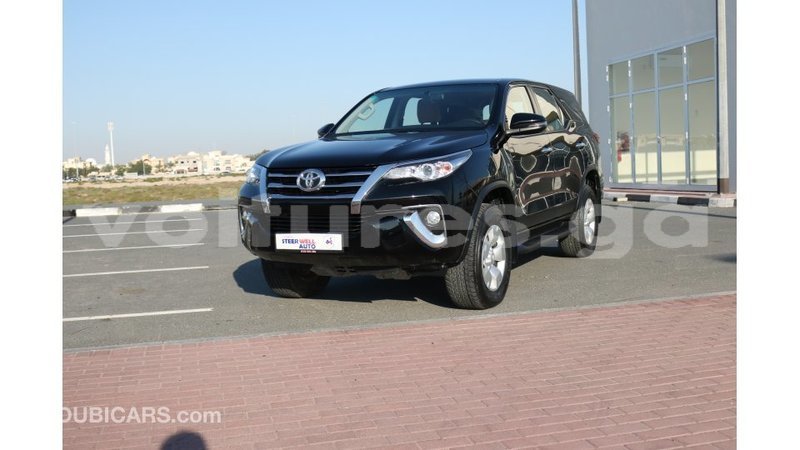 Big with watermark toyota fortuner estuaire import dubai 5164