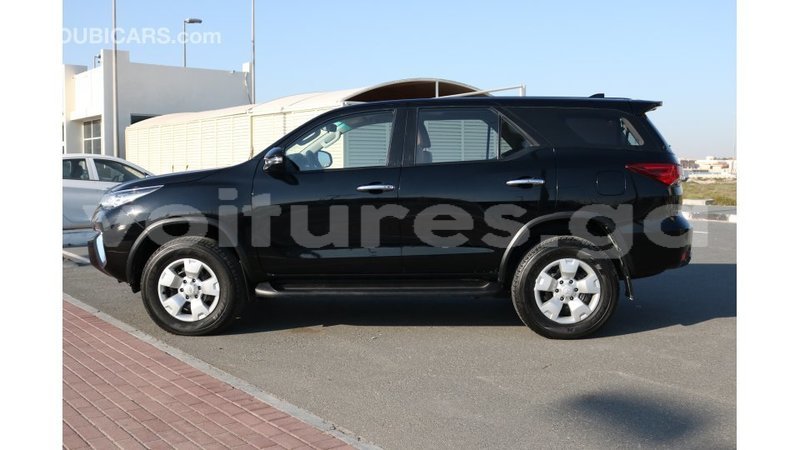 Big with watermark toyota fortuner estuaire import dubai 5164