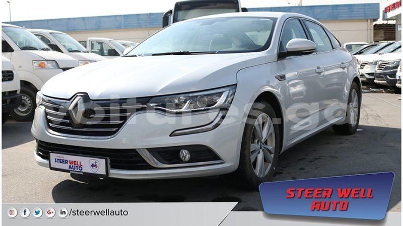 Big with watermark renault talisman estuaire import dubai 5165