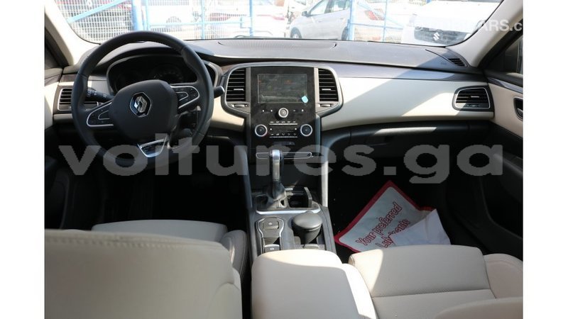 Big with watermark renault talisman estuaire import dubai 5165