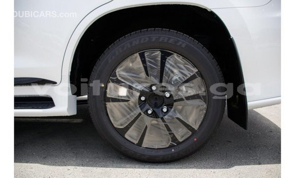 Acheter Import Voiture Lexus LX Blanc à Import - Dubai, Estuaire Acheter Import Voiture Lexus LX Blanc à Import - Dubai, Estuaire