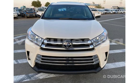Acheter Import Voiture Toyota Highlander Blanc à Import - Dubai, Estuaire Acheter Import Voiture Toyota Highlander Blanc à Import - Dubai, Estuaire