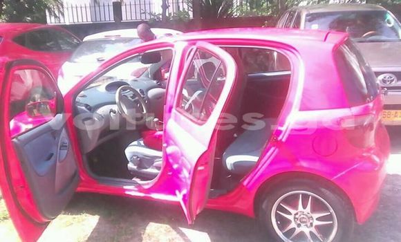 Sayi Na hannu Toyota Yaris Sauran Mota in Libreville a estuary Sayi Na hannu Toyota Yaris Sauran Mota in Libreville a estuary