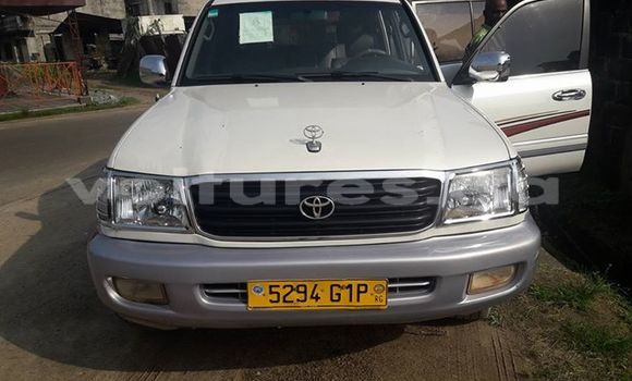 Acheter Occasion Voiture Toyota Land Cruiser Blanc à Libreville au Estuaire Acheter Occasion Voiture Toyota Land Cruiser Blanc à Libreville au Estuaire