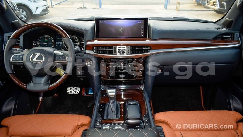 Big with watermark lexus lx estuaire import dubai 5175