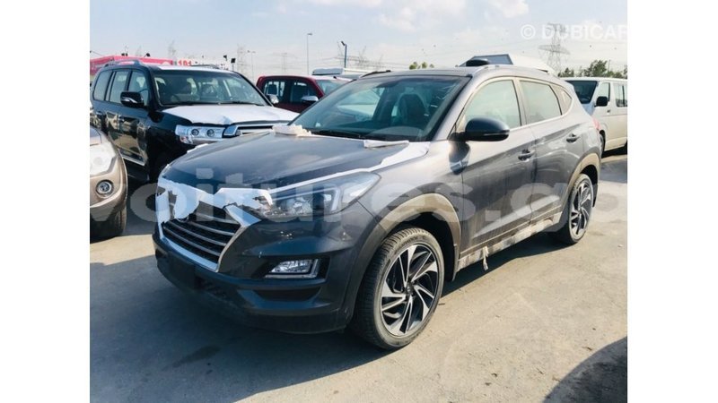 Big with watermark hyundai tucson estuaire import dubai 5182