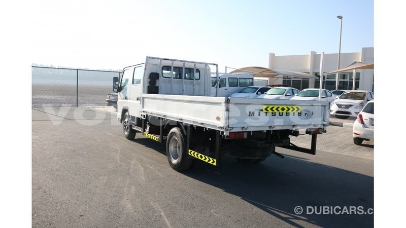 Big with watermark mitsubishi l400 estuaire import dubai 5187