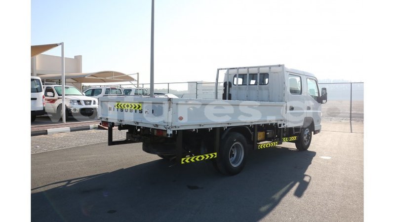 Big with watermark mitsubishi l400 estuaire import dubai 5187