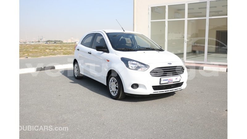 Big with watermark ford club wagon estuaire import dubai 5192