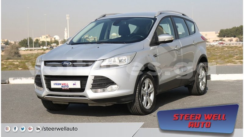 Big with watermark ford escape estuaire import dubai 5193