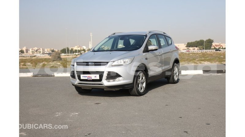 Big with watermark ford escape estuaire import dubai 5193