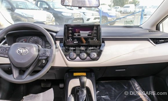 Acheter Import Voiture Toyota Corolla Blanc à Import - Dubai, Estuaire Acheter Import Voiture Toyota Corolla Blanc à Import - Dubai, Estuaire