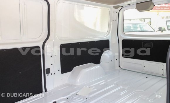 Acheter Import Voiture Nissan Urvan Blanc à Import - Dubai, Estuaire Acheter Import Voiture Nissan Urvan Blanc à Import - Dubai, Estuaire
