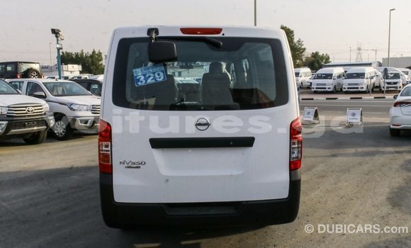 Acheter Import Voiture Nissan Urvan Blanc à Import - Dubai, Estuaire Acheter Import Voiture Nissan Urvan Blanc à Import - Dubai, Estuaire