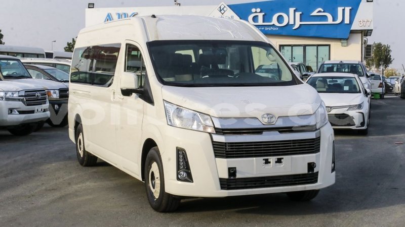 Big with watermark toyota hiace estuaire import dubai 5198