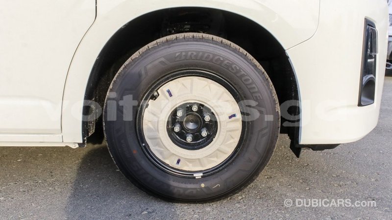 Big with watermark toyota hiace estuaire import dubai 5198