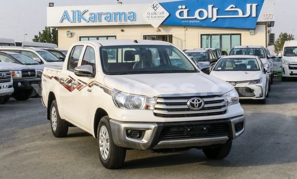 Acheter Import Voiture Toyota Hilux Blanc à Import - Dubai, Estuaire Acheter Import Voiture Toyota Hilux Blanc à Import - Dubai, Estuaire