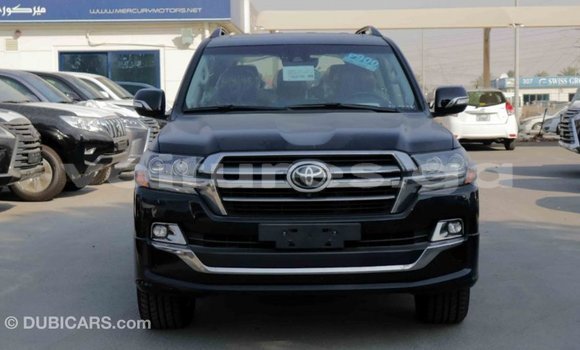 Acheter Import Voiture Toyota Land Cruiser Noir à Import - Dubai, Estuaire Acheter Import Voiture Toyota Land Cruiser Noir à Import - Dubai, Estuaire