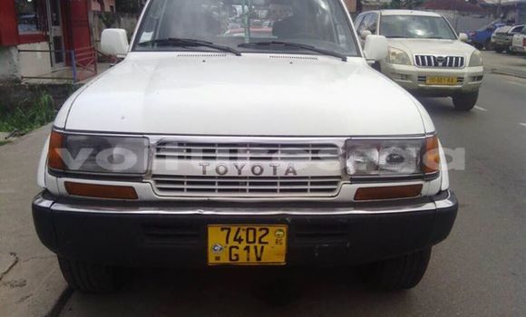 Acheter Occasion Voiture Toyota Land Cruiser Blanc à Libreville au Estuaire Acheter Occasion Voiture Toyota Land Cruiser Blanc à Libreville au Estuaire